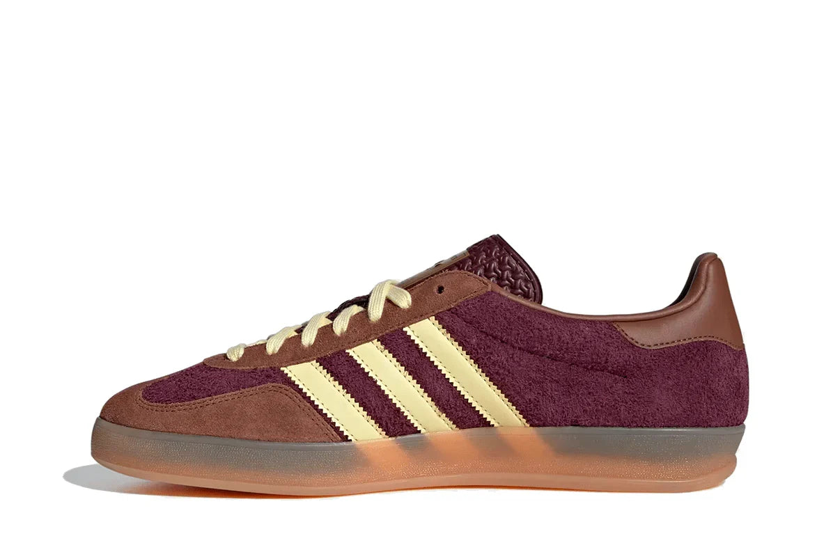 Adidas Gazelle Indoor Maroon Almost Yellow Marrom - 44SHOES