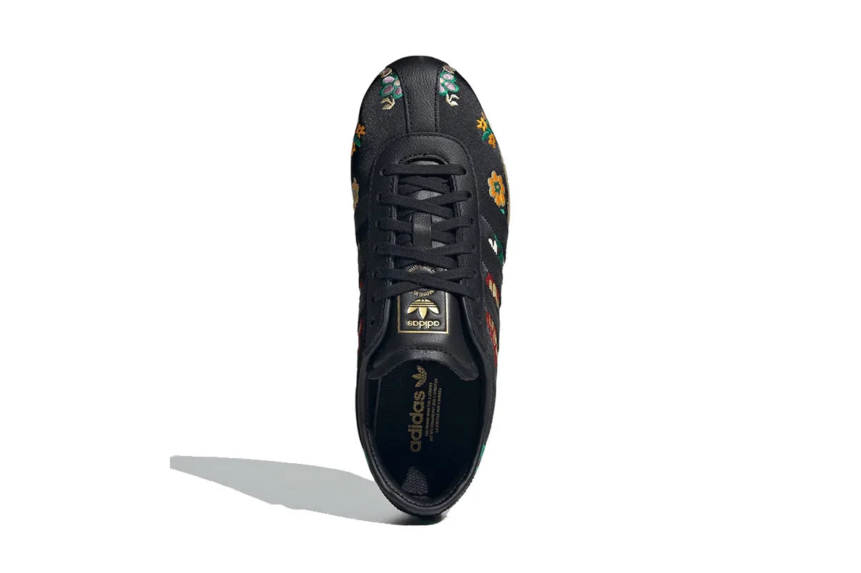 Adidas Tokyo Black Floral Embroidery Preto - 44SHOES
