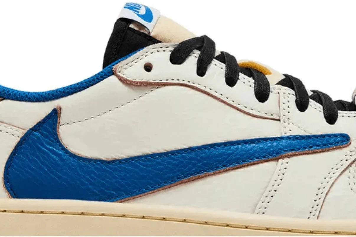 Air Jordan 1 x Travis Scott Retro Low OG SP Nike Sail Military Blue Couro - 44SHOES