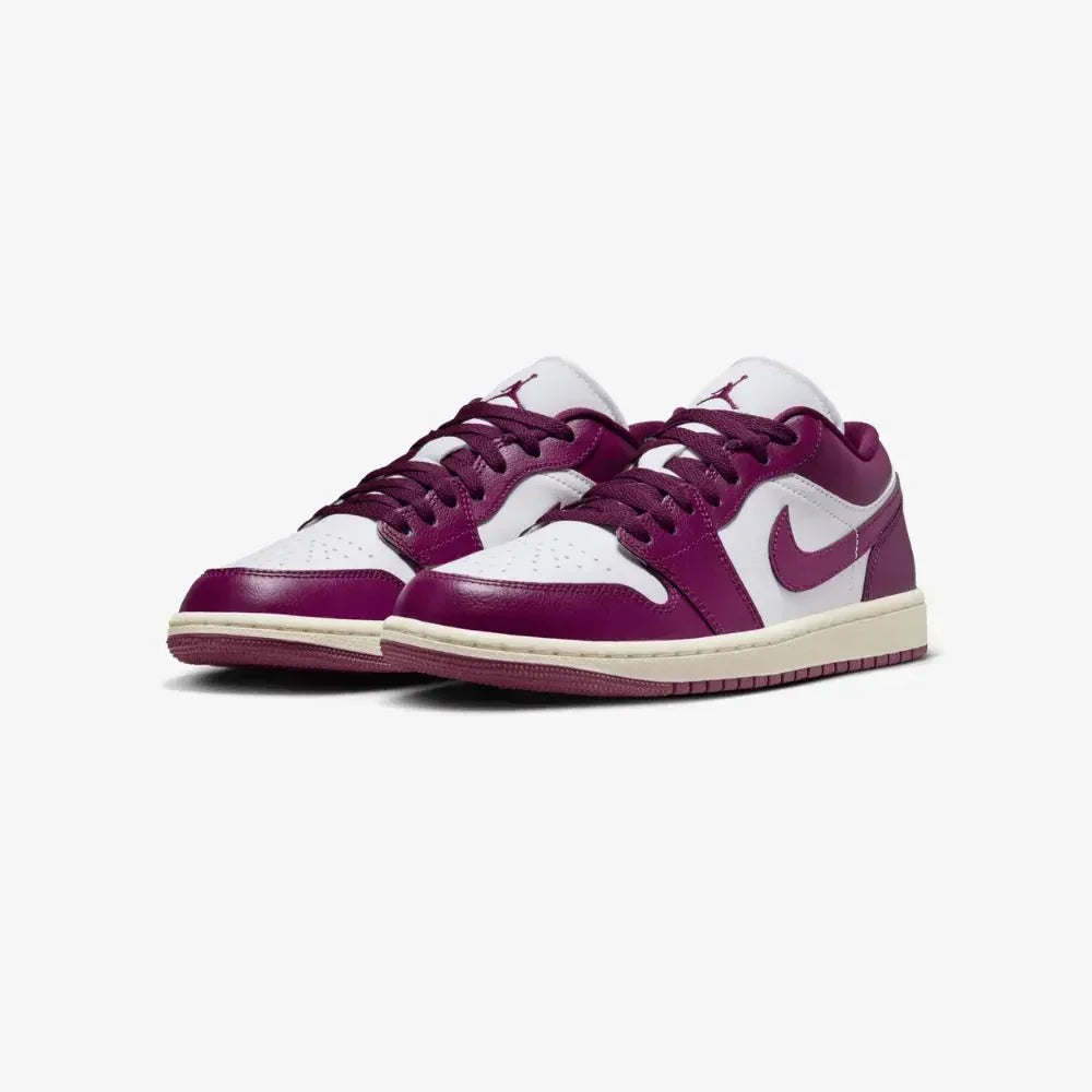 ir Jordan 1 Low Bordeaux Roxo - 44SHOES