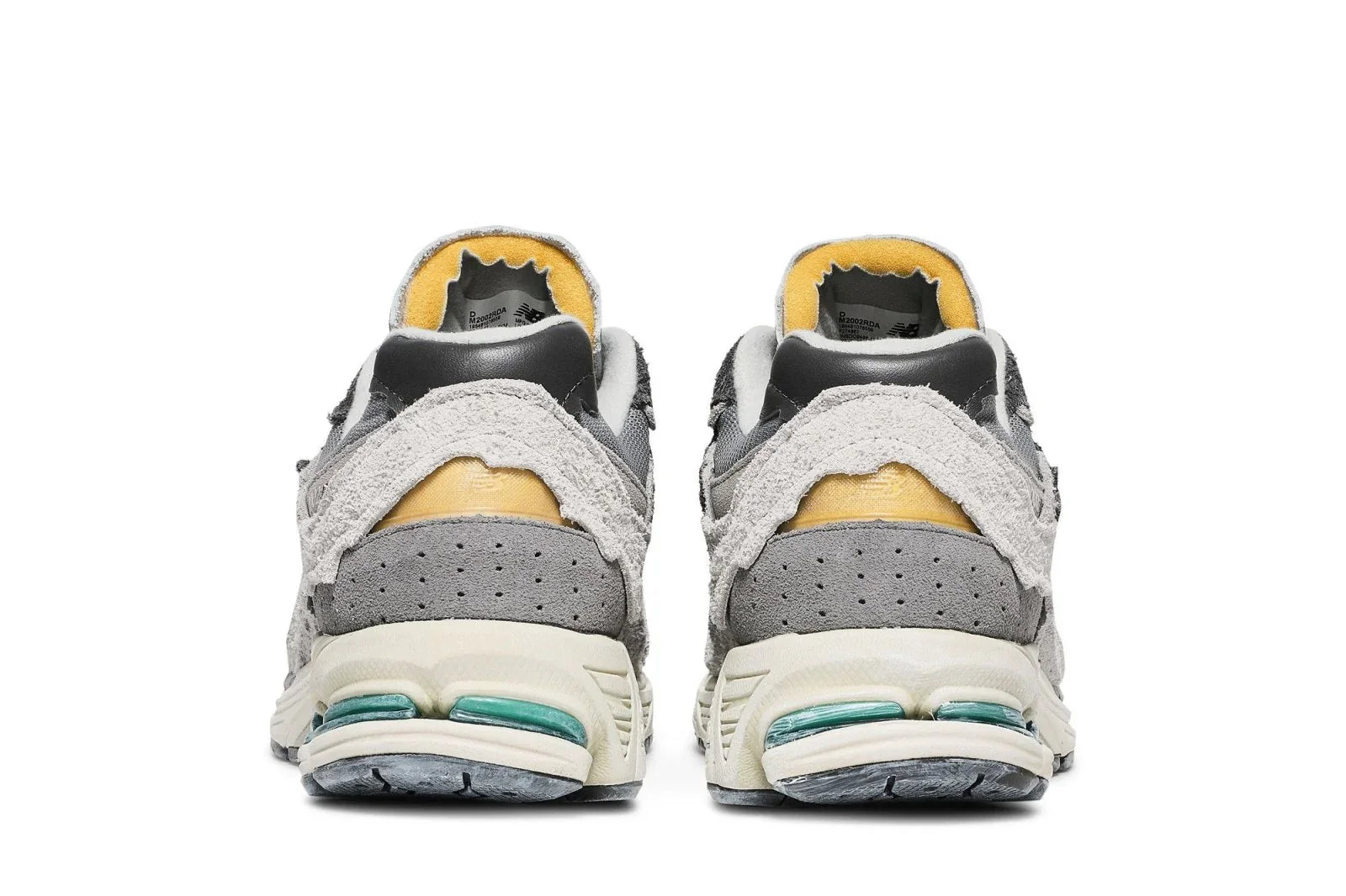 New Balance 2002R Protection Pack Rain Cloud Suede Mesh Cinza - 44SHOES