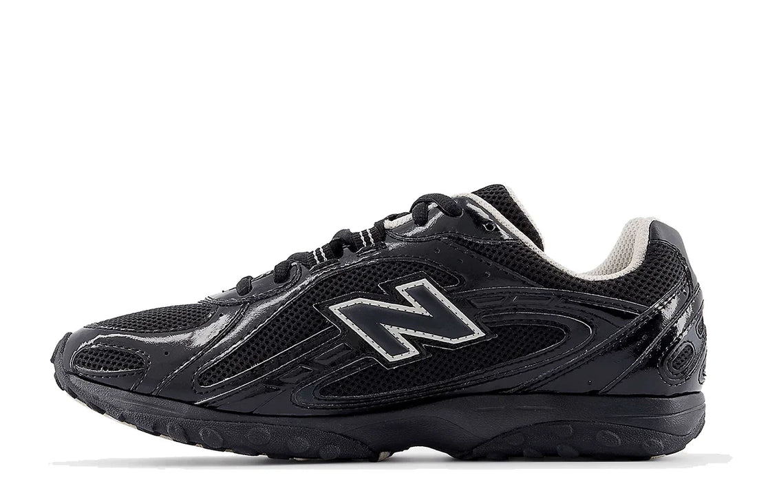 New Balance 204L Black Timberwolf Preto - 44SHOES