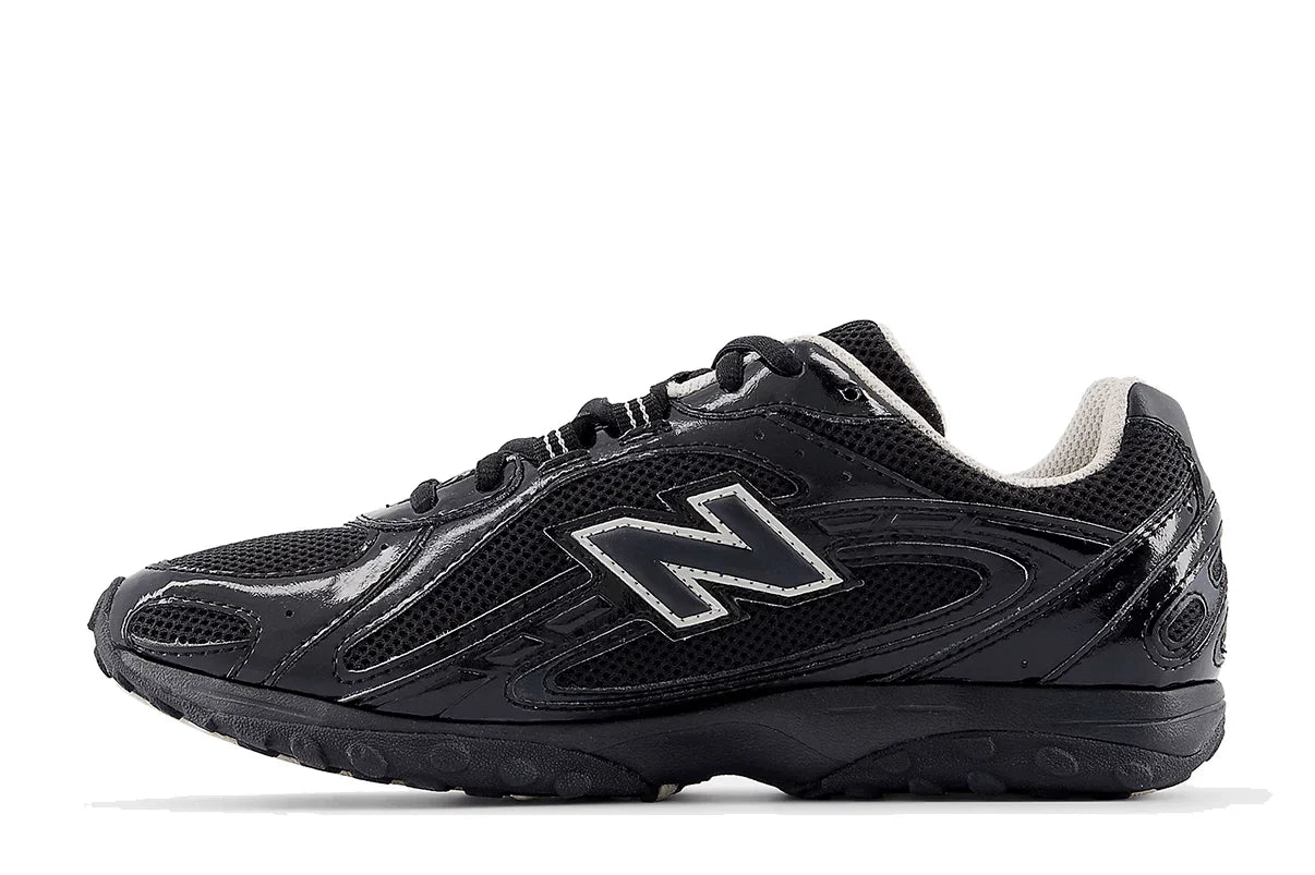New Balance 204L Black Timberwolf Preto - 44SHOES