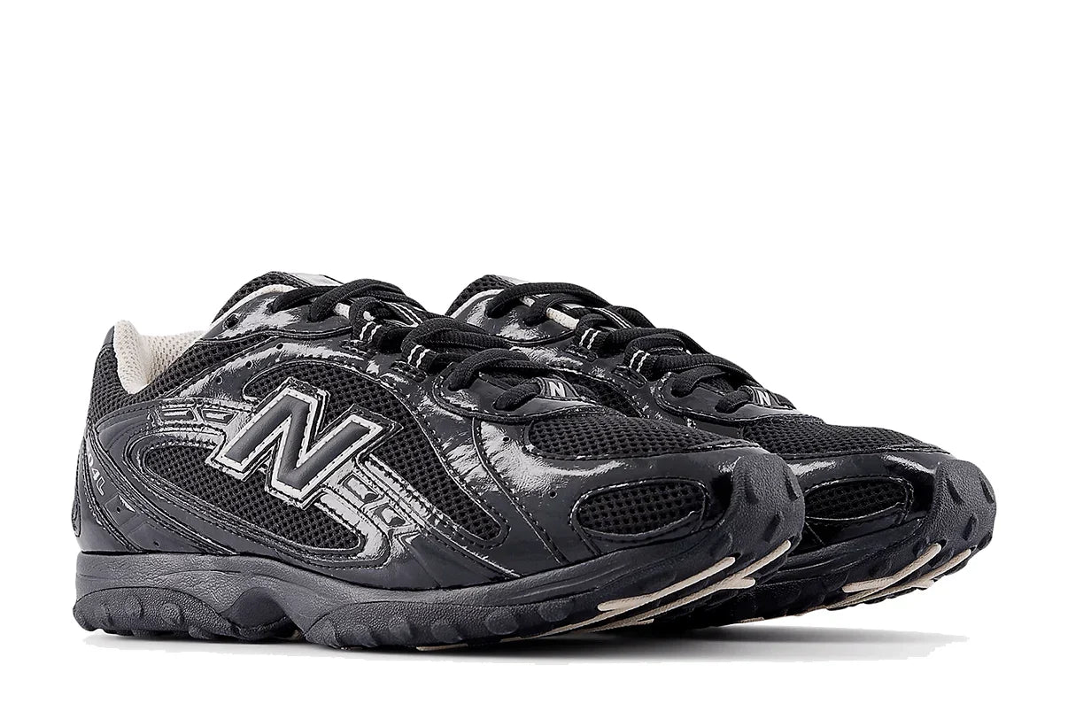 New Balance 204L Black Timberwolf Preto - 44SHOES