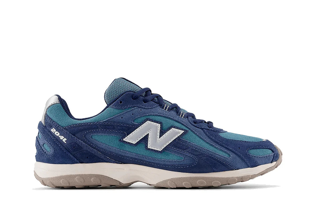 New Balance 204L Navy Salt Watre Azul - 44SHOES