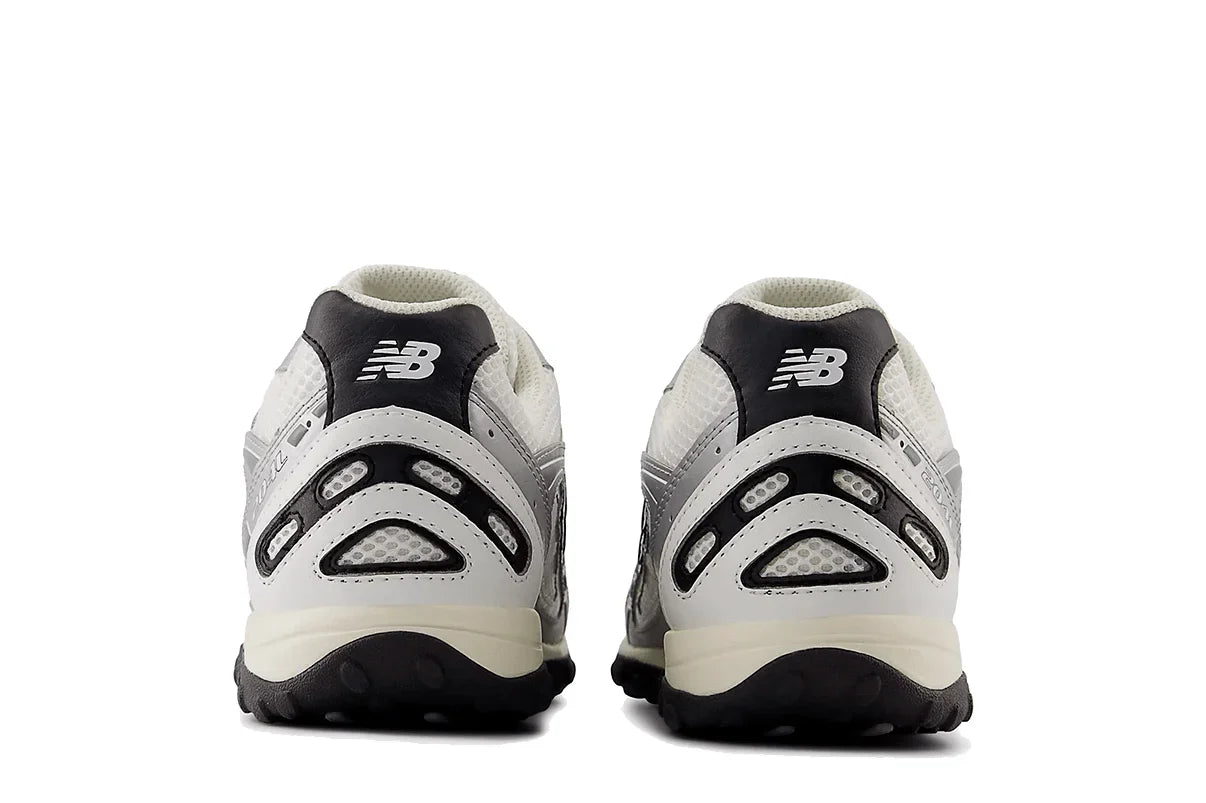 New Balance 204L Silver Metallic Black Prateado - 44SHOES