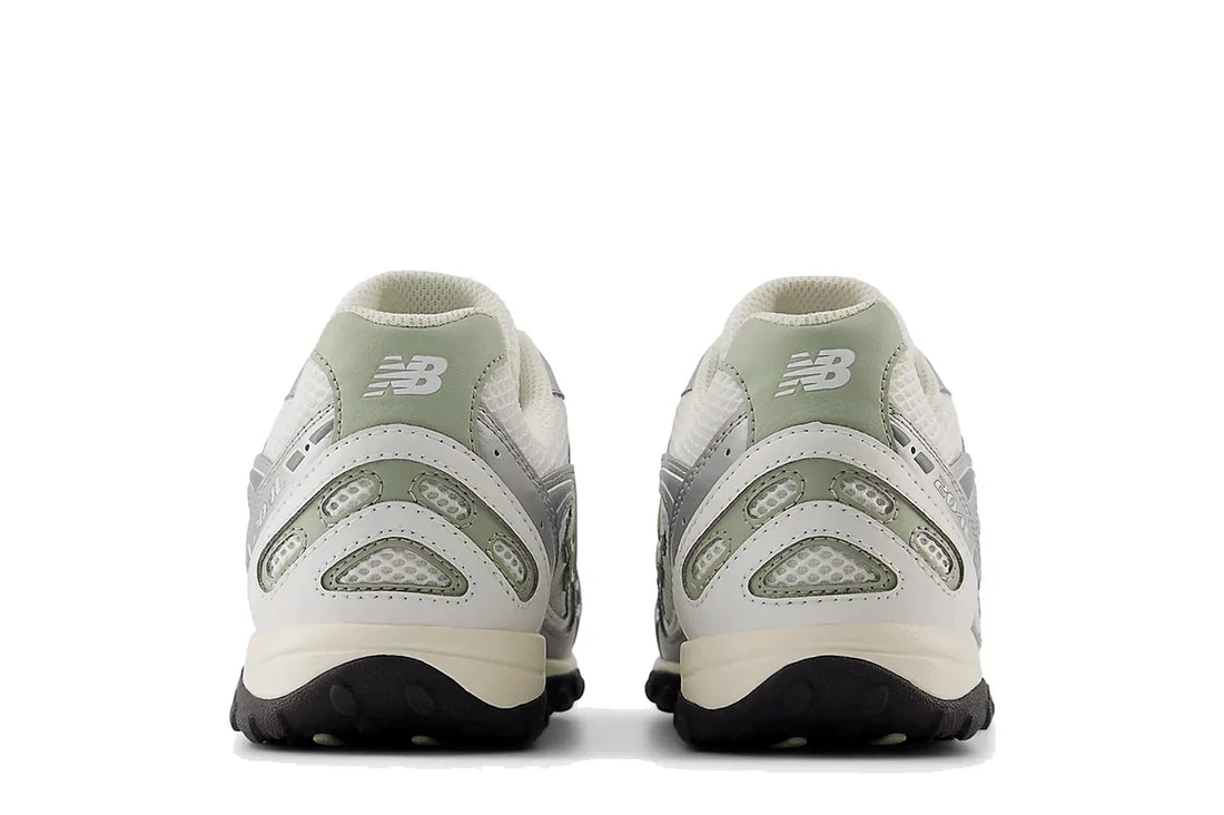 New Balance 204L Silver Metallic Sage Green Prateado - 44SHOES