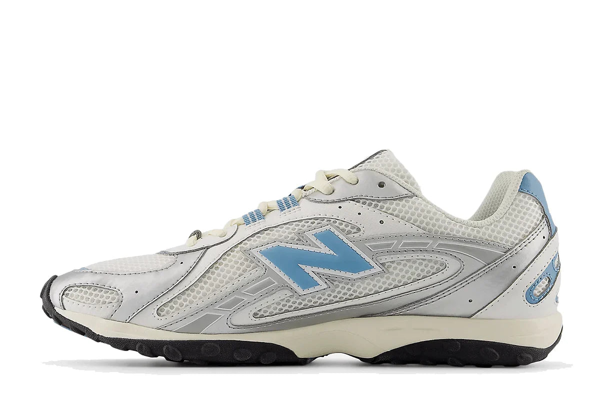 New Balance 204L Silver Metallic Sky Prateado - 44SHOES