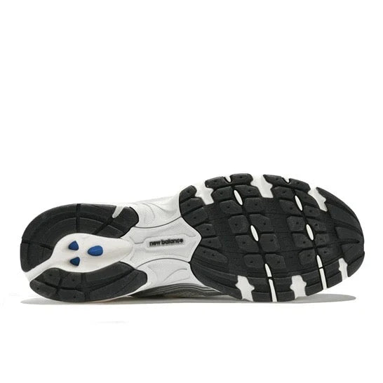 New Balance 530 Silver Black Cinza - 44SHOES