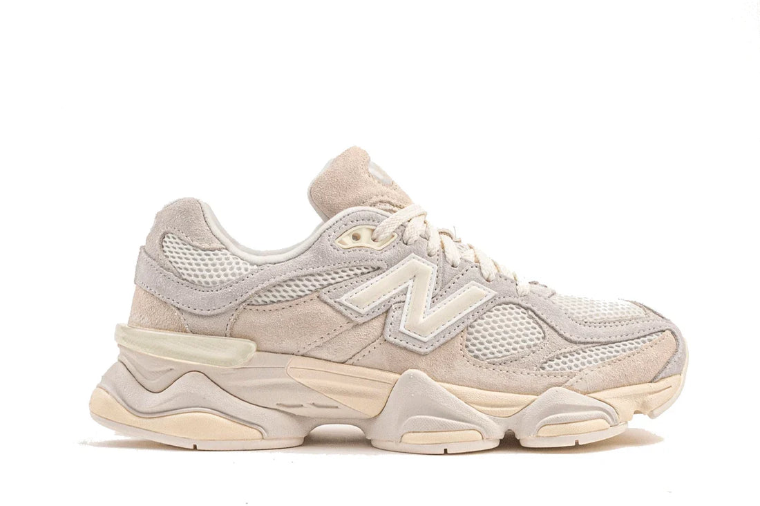 New Balance 9060 Angora Sea Salt - 44SHOES