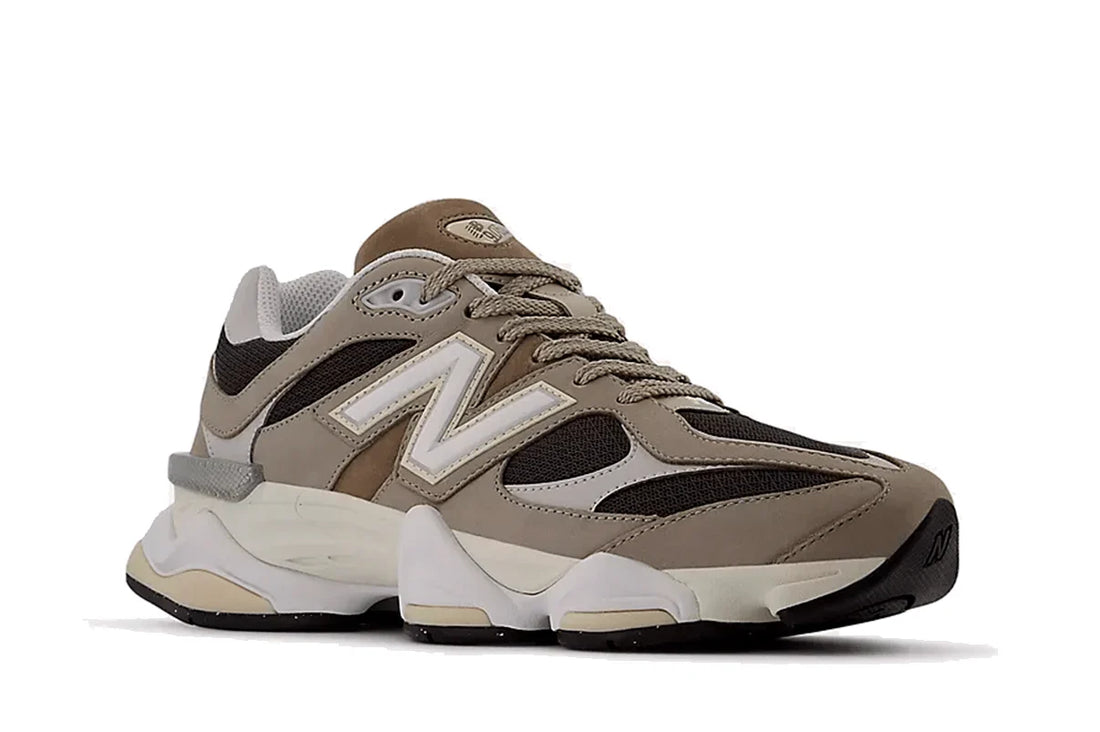 New Balance 9060 Fall Suedes Pack Arid Stone Marrom - 44SHOES