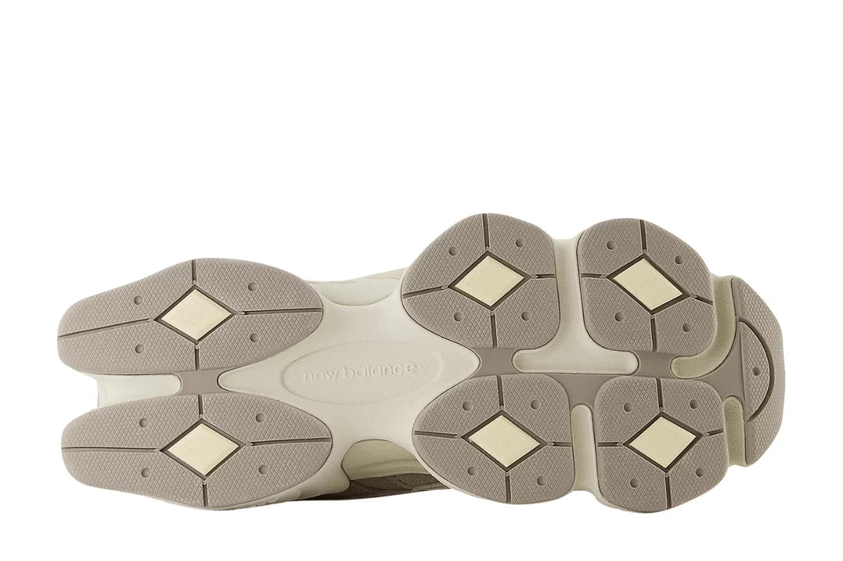 New Balance 9060 Mushroom Arid Stone Bege - 44SHOES