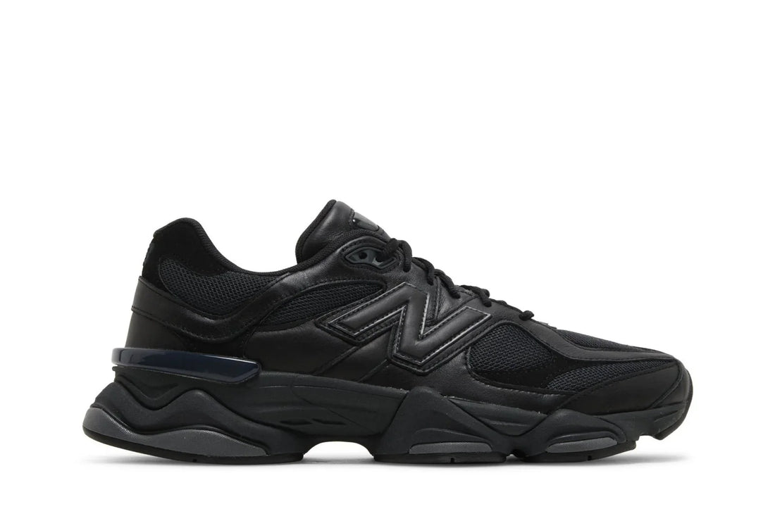 New Balance 9060 Triple Black Preto - 44SHOES