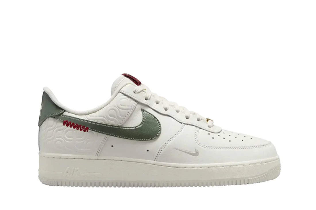 Nike Air Force 1 07 LE Year of Snake 2025 Branco - 44SHOES
