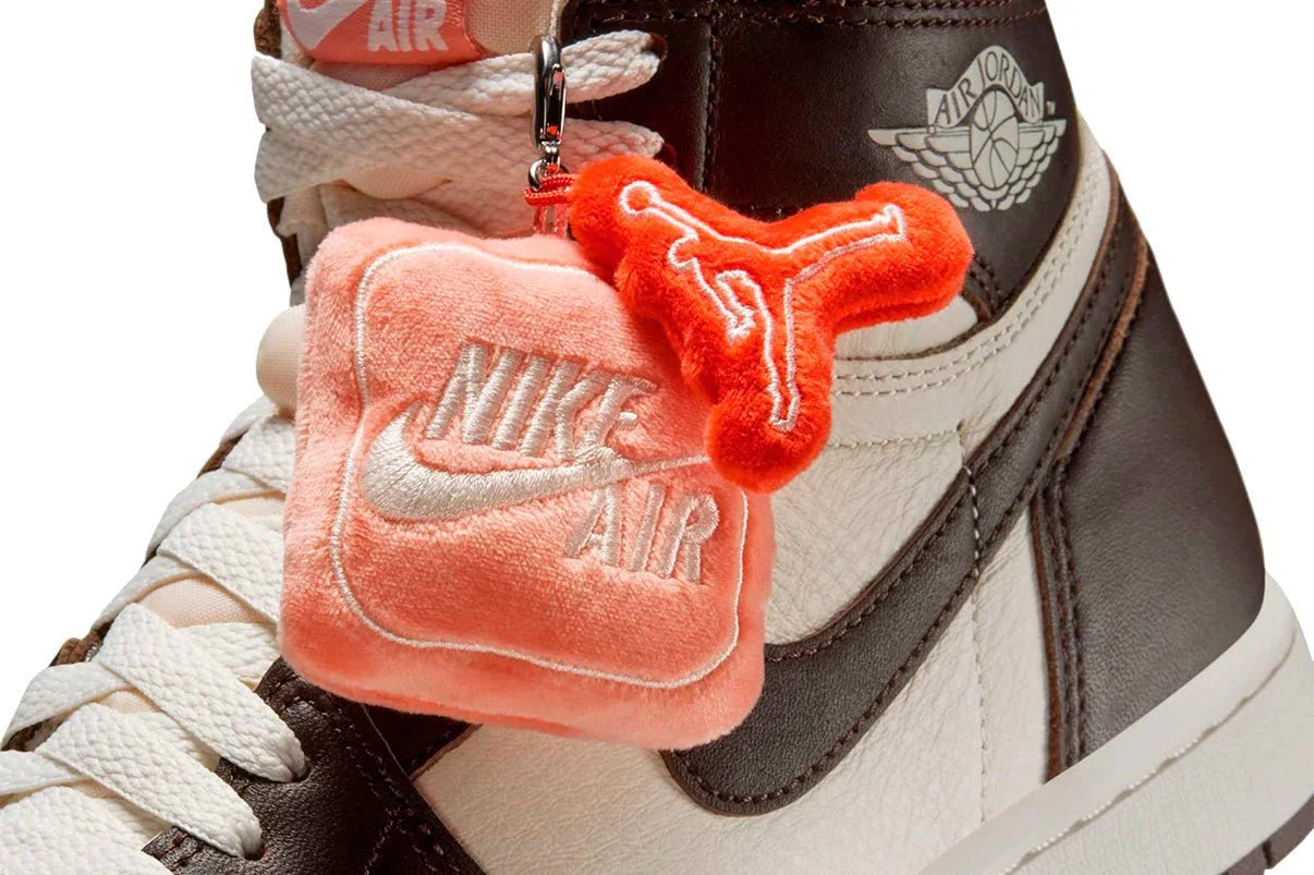 Nike Air Jordan 1 Retro High OG Light Madder Root Marrom - 44SHOES