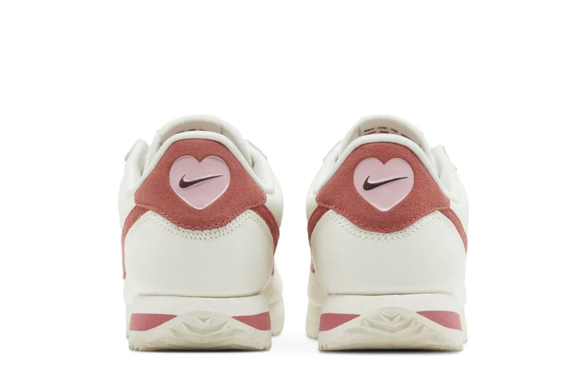 Nike Cortez Valentine's Day Branco - 44SHOES