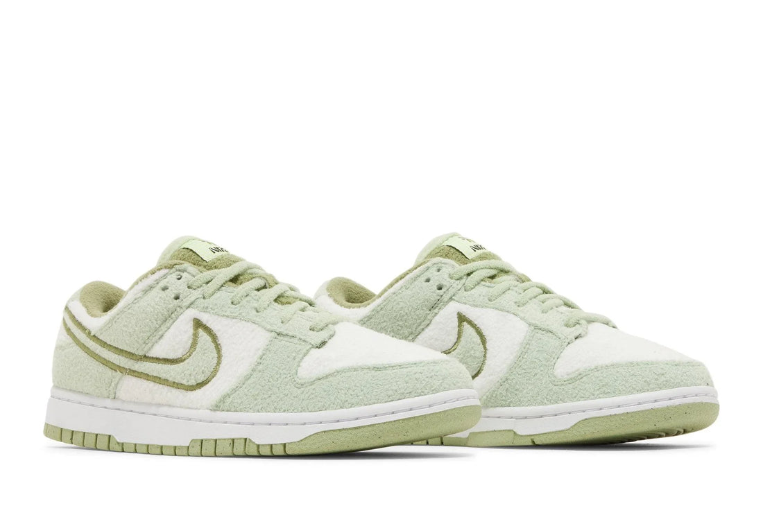Nike Dunk Low SE Fleece Honeydew Verde - 44SHOES