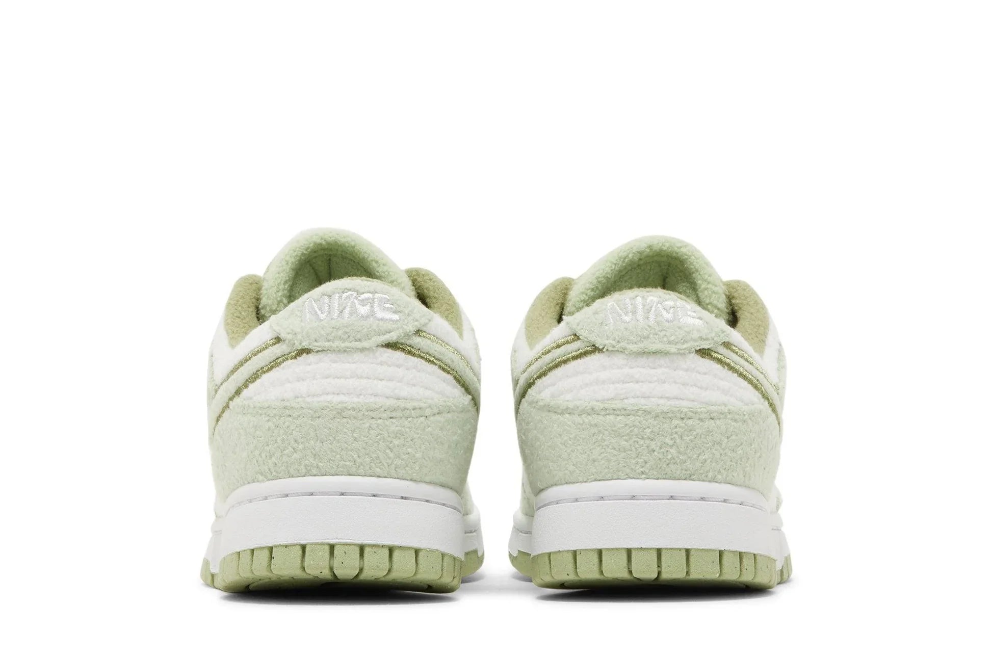 Nike Dunk Low SE Fleece Honeydew Verde - 44SHOES