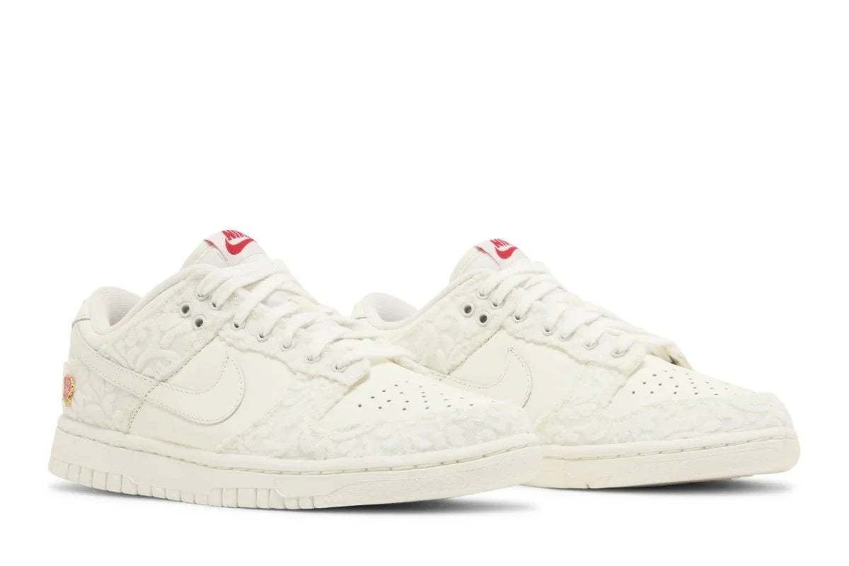 Nike Dunk Low Give Her Flowers Branco - 44SHOES