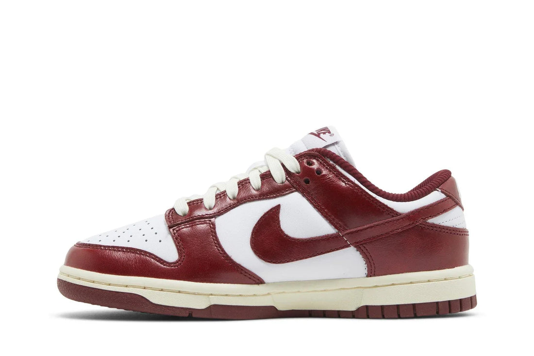 Nike Dunk Low PRM Vintage Team Red Vermelho - 44SHOES