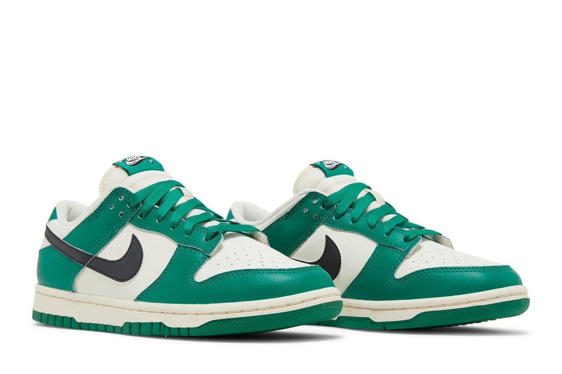 Nike Dunk Low SE Lottery Verde - 44SHOES