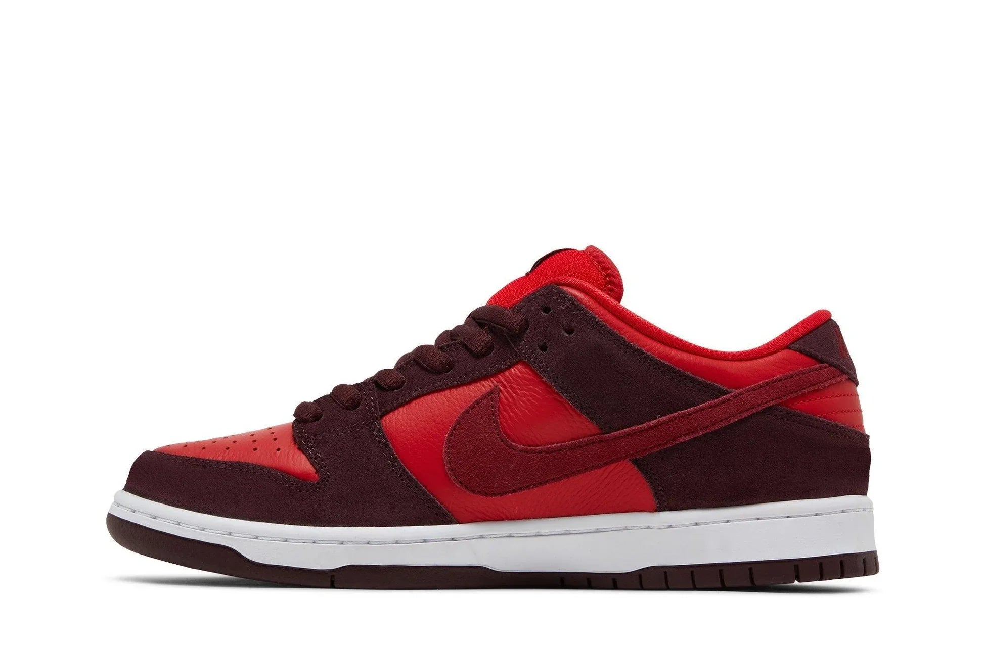 Nike SB Dunk Low Cherry Vermelho - 44SHOES