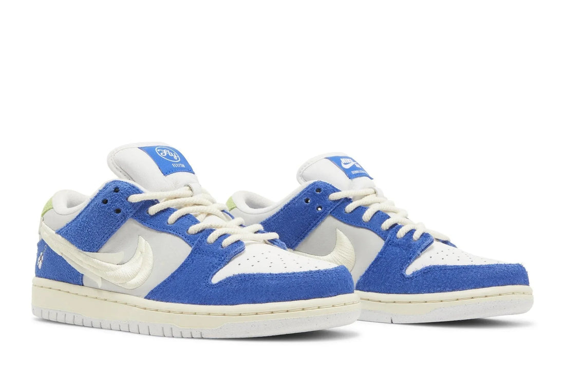 Fly Streetwear x Dunk Low Pro SB 'Gardenia' Azul - 44SHOES