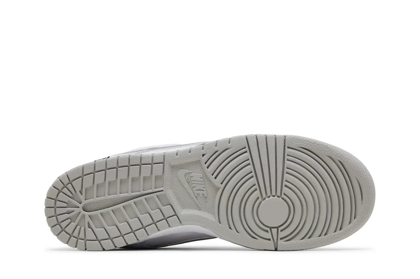 Nike SB Dunk Low Supreme 94 White Metallic Silver Branco - 44SHOES