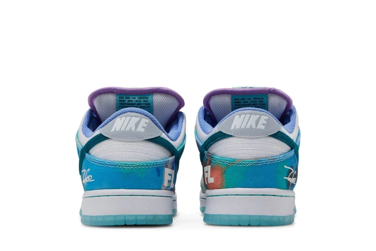 Nike Sb Dunk Low x Futura Skateboard Bleached Aqua Azul - 44SHOES
