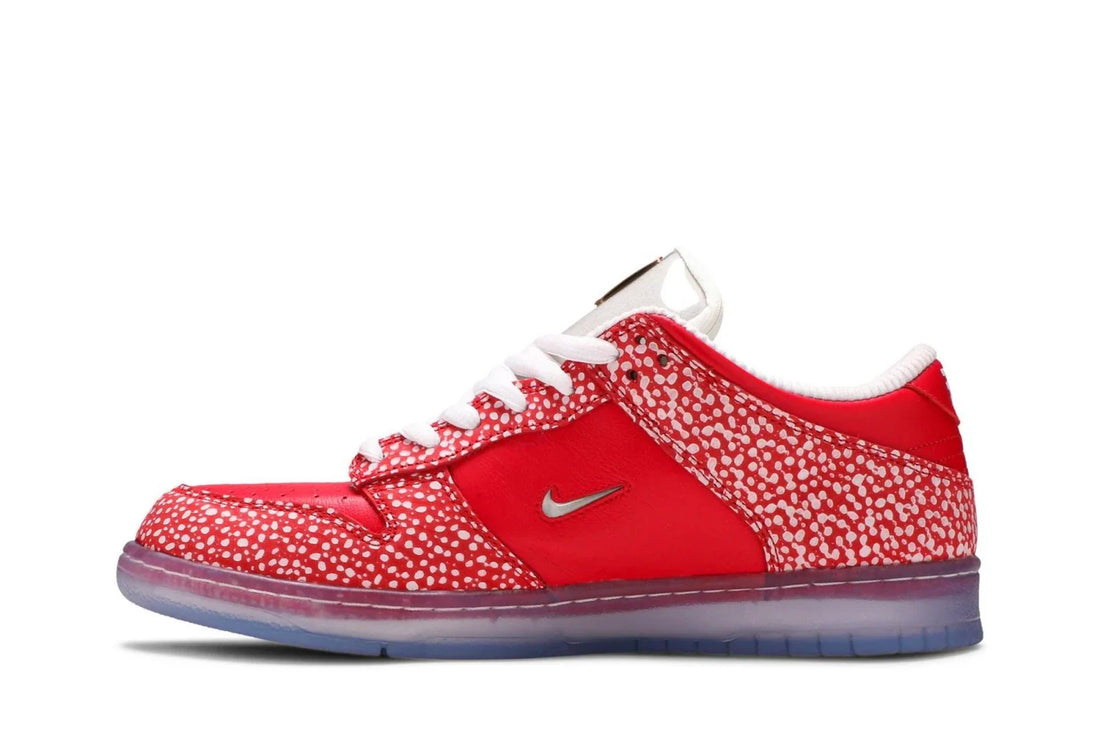 Nike Sb Dunk Low x Stingwater Magic Mushroom Vermelho - 44SHOES