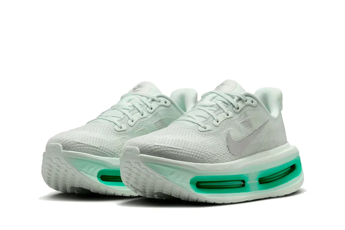 Nike Vomero Premium Barely Green Verde - 44SHOES