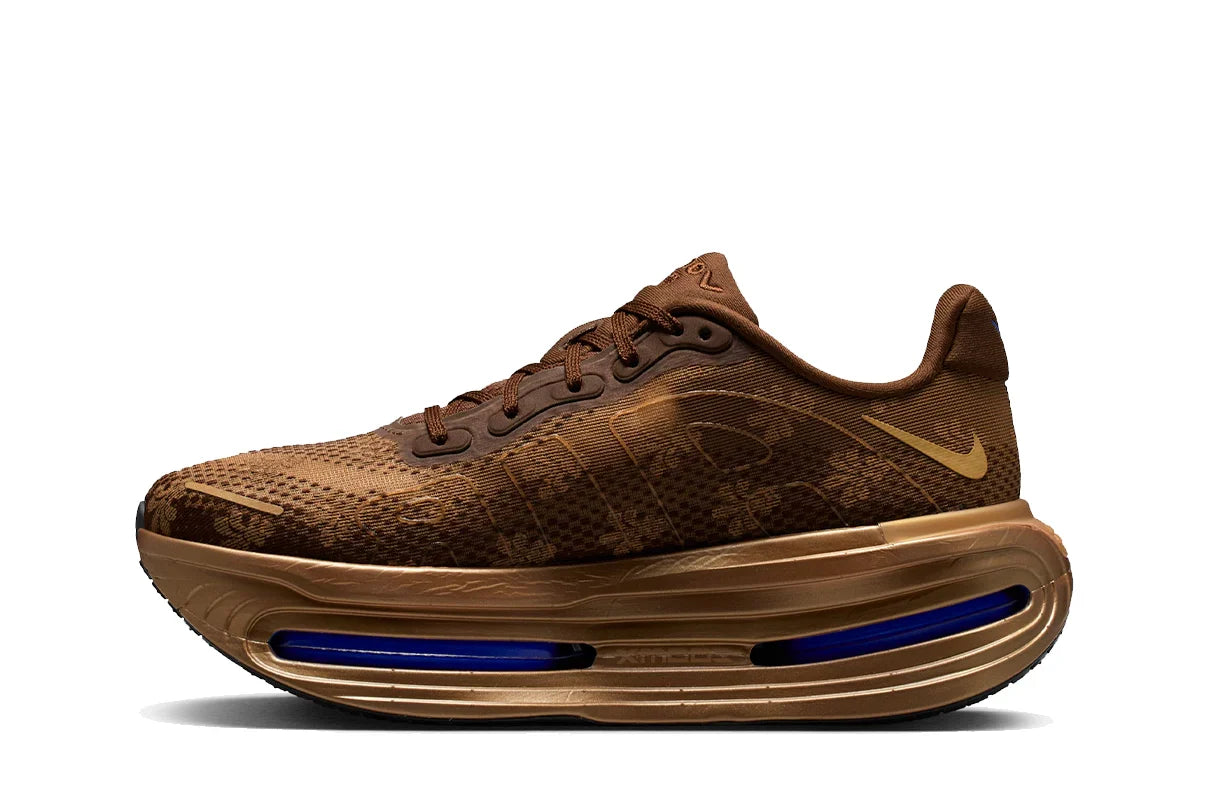 Nike Vomero Premium Flat Stout Marrom - 44SHOES