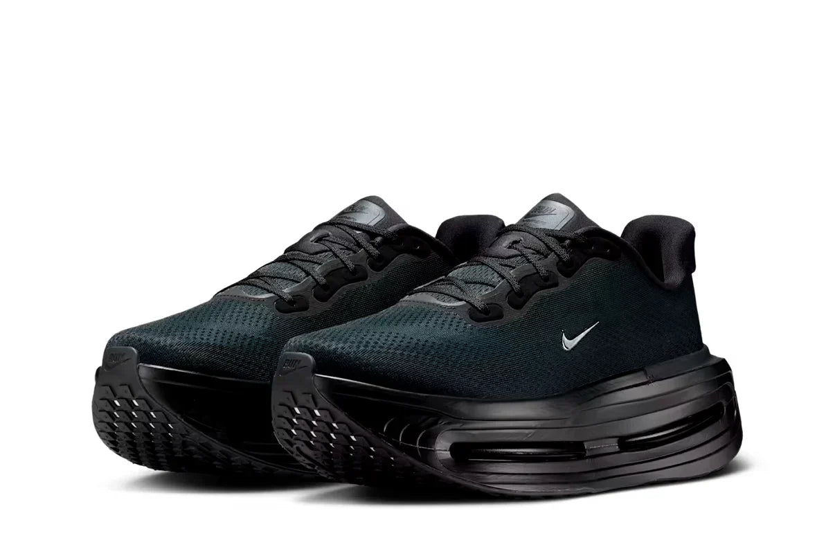 Nike Vomero Premium SP Black Mini Chrome Swoosh Preto - 44SHOES