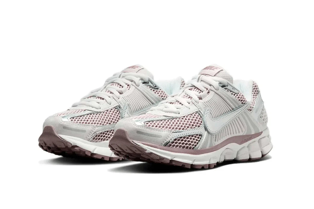 Nike Zoom Vomero 5 Metallic Silver Platinum Violet Prateado/Violeta - 44SHOES