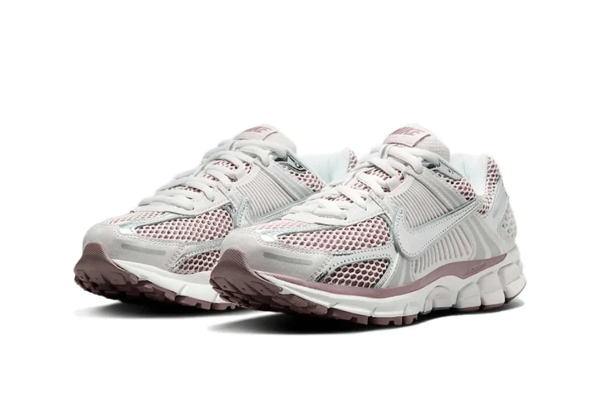Nike Zoom Vomero 5 Metallic Silver Platinum Violet Prateado/Violeta - 44SHOES