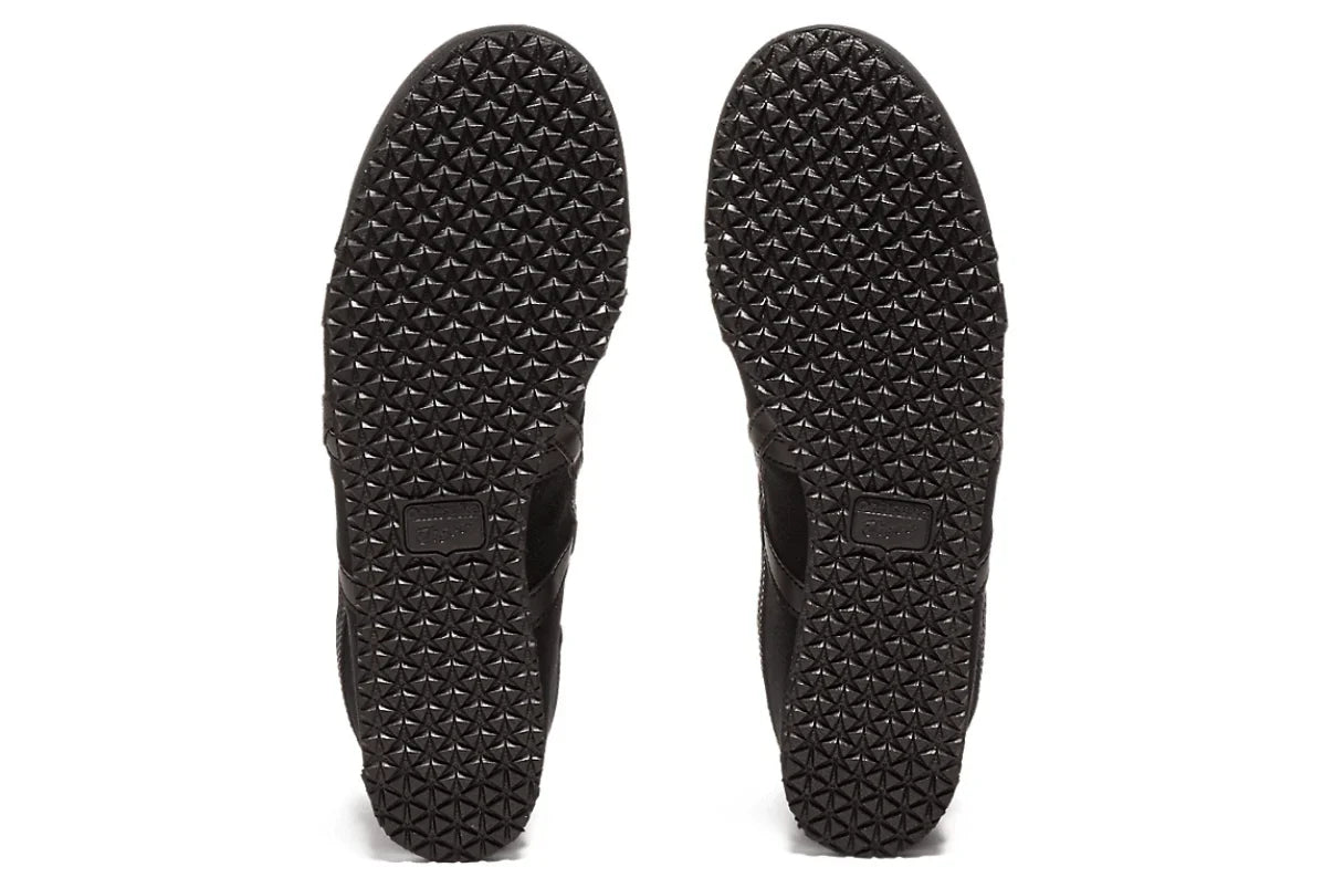 Onitsuka Tiger Mexico 66 Slip-On Black Preto - 44SHOES